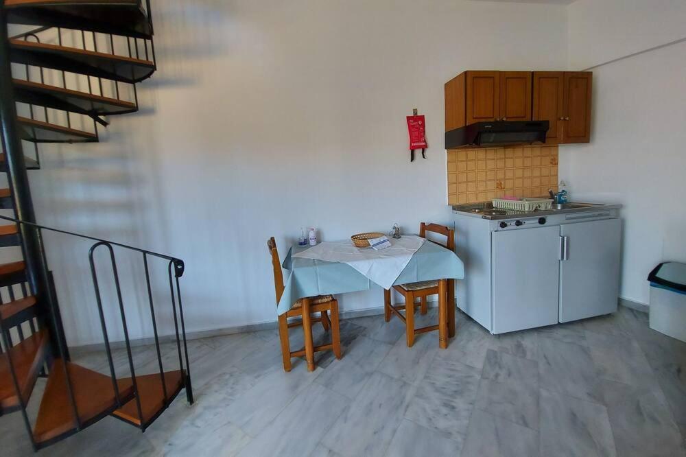 Menelaos Apartments Daratsos Extérieur photo